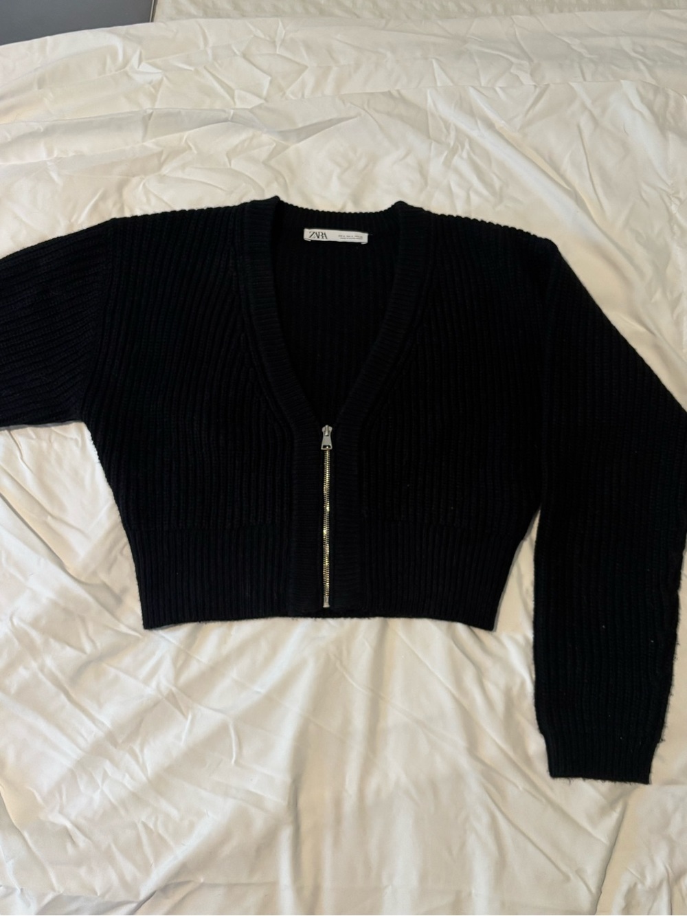 Zara Black Ribbed V-Neck Zip Cropped Sweater